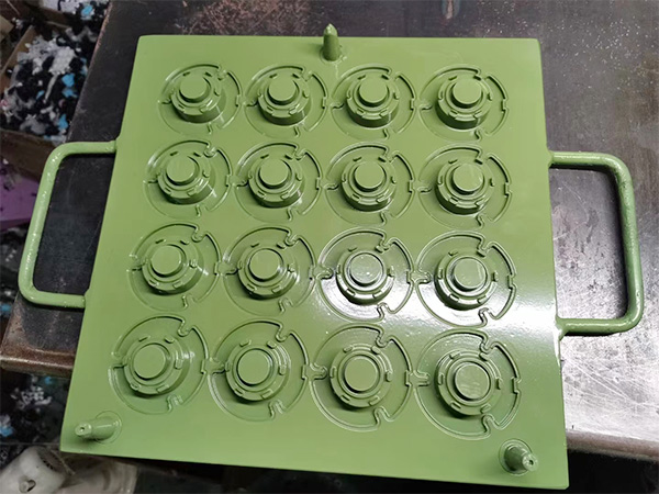 选铁氟龙喷涂厂家前先看涂层能不能用得住